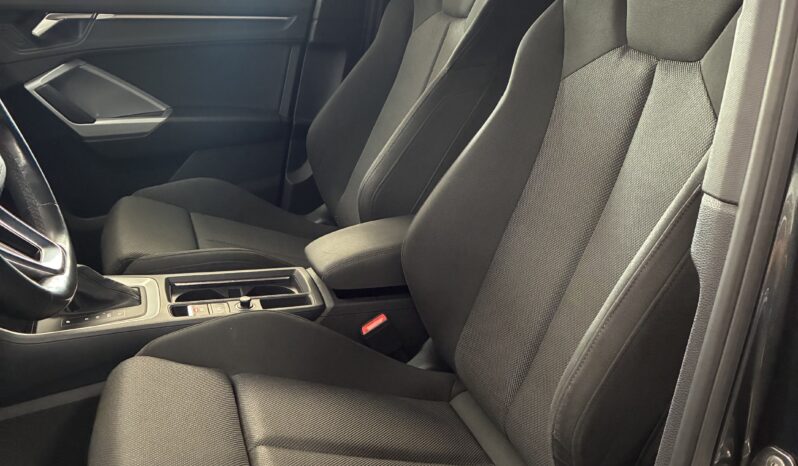 
								Audi Q3 Sportback 35TDI Black Line 150CV STRONIC full									