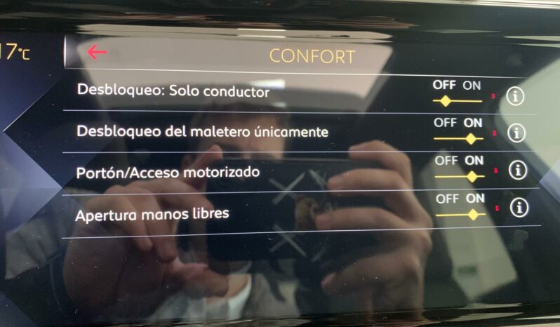 
								DS7 Crossback 2.0BHDI So Chic 180CV EAT8 full									