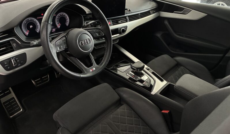 
								Audi A5 Sportback 40TDI Black Line full									