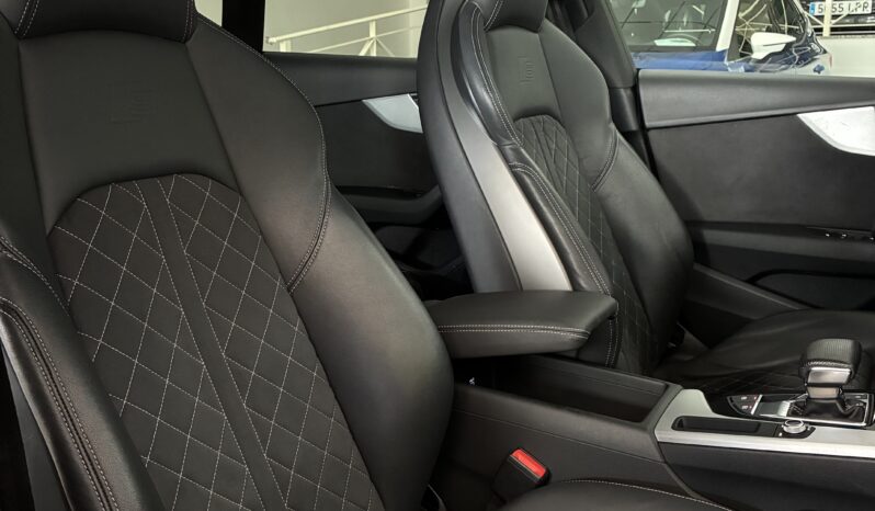 
								Audi A5 Sportback 40TDI Black Line full									