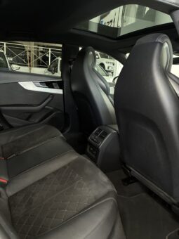 
										Audi A5 Sportback 40TDI Black Line full									
