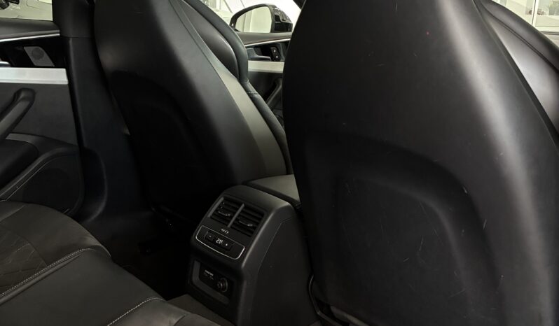 
								Audi A5 Sportback 40TDI Black Line full									