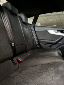 
										Audi A5 Sportback 40TDI Black Line full									