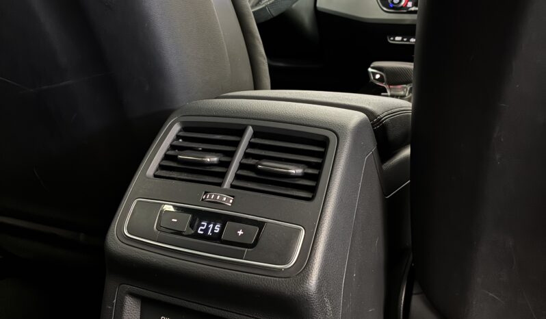 
								Audi A5 Sportback 40TDI Black Line full									