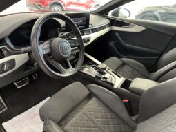 
										Audi A5 Sportback 40TDI Black Line full									