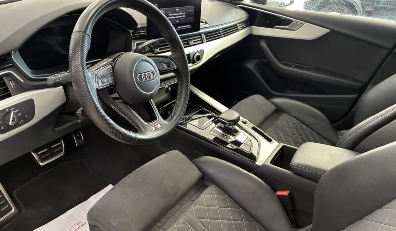 
								Audi A5 Sportback 40TDI Black Line full									