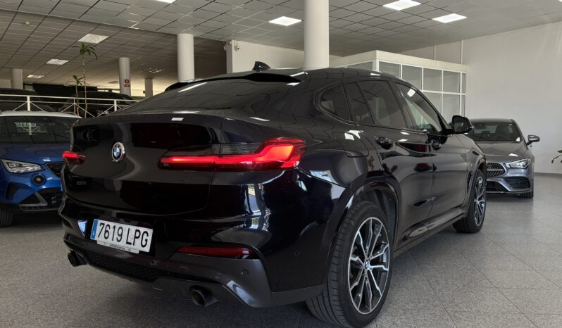 
								BMW X4 XDRIVE 30I MSPORT full									