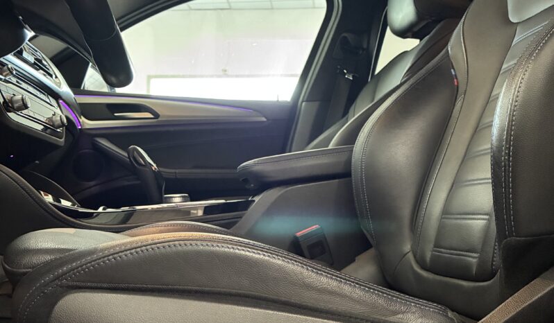 
								BMW X4 XDRIVE 30I MSPORT full									