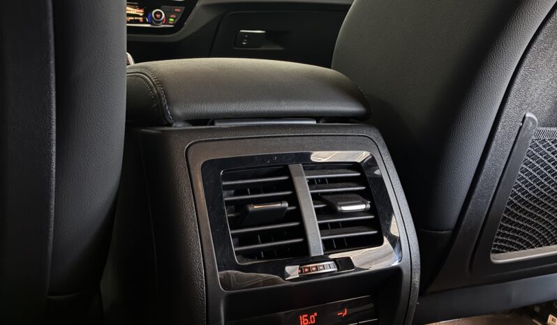 
								BMW X4 XDRIVE 30I MSPORT full									