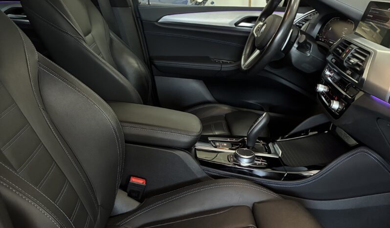 
								BMW X4 XDRIVE 30I MSPORT full									