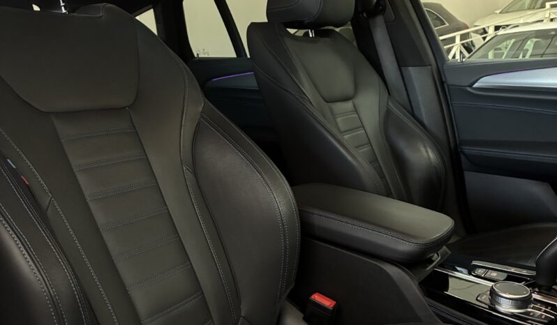 
								BMW X4 XDRIVE 30I MSPORT full									