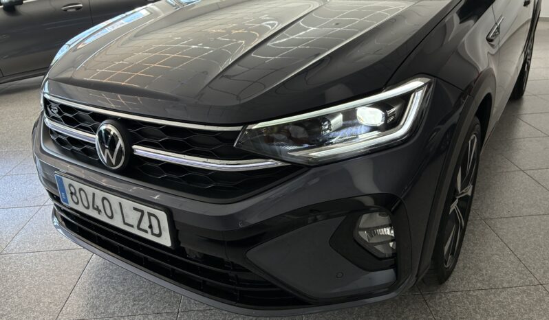 
								Volkswagen Taigo 1.5tsi R-LINE 150CV DSG7 full									