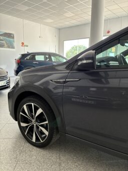 
										Volkswagen Taigo 1.5tsi R-LINE 150CV DSG7 full									