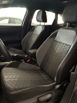 
										Volkswagen Taigo 1.5tsi R-LINE 150CV DSG7 full									