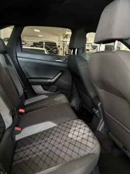 
										Volkswagen Taigo 1.5tsi R-LINE 150CV DSG7 full									