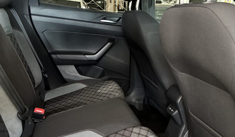 
								Volkswagen Taigo 1.5tsi R-LINE 150CV DSG7 full									
