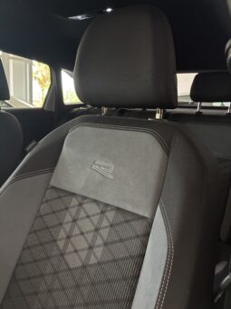 
										Volkswagen T-Roc 2.0TDI R-LINE 150CV DSG7 full									