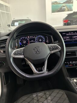 
										Volkswagen T-Roc 2.0TDI R-LINE 150CV DSG7 full									