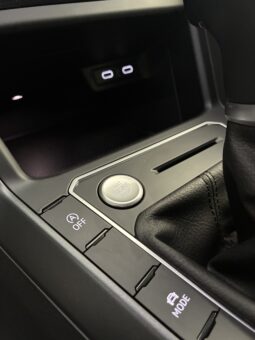
										Volkswagen T-Roc 2.0TDI R-LINE 150CV DSG7 full									