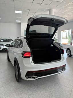 
										Volkswagen T-Roc 2.0TDI R-LINE 150CV DSG7 full									
