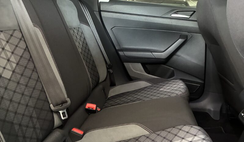 
								Volkswagen T-Roc 2.0TDI R-LINE 150CV DSG7 full									