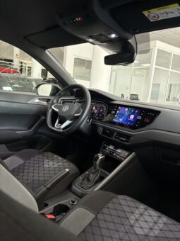 
										Volkswagen T-Roc 2.0TDI R-LINE 150CV DSG7 full									
