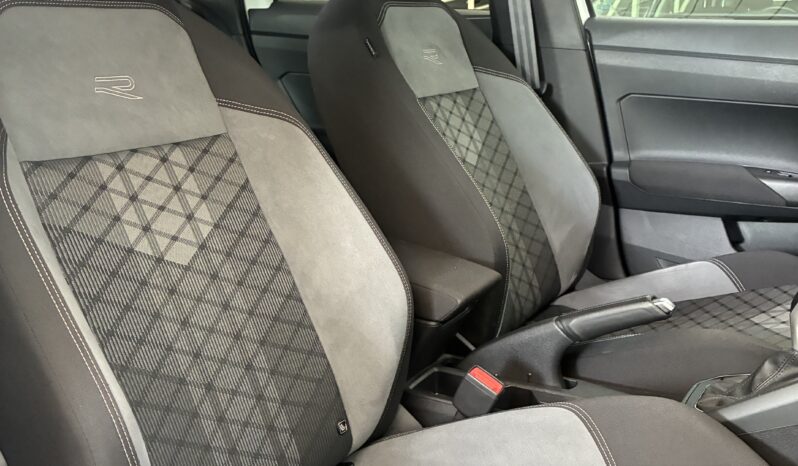 
								Volkswagen T-Roc 2.0TDI R-LINE 150CV DSG7 full									