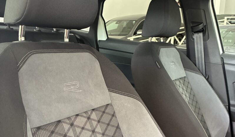 
								Volkswagen T-Roc 2.0TDI R-LINE 150CV DSG7 full									