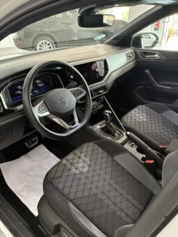 
										Volkswagen T-Roc 2.0TDI R-LINE 150CV DSG7 full									