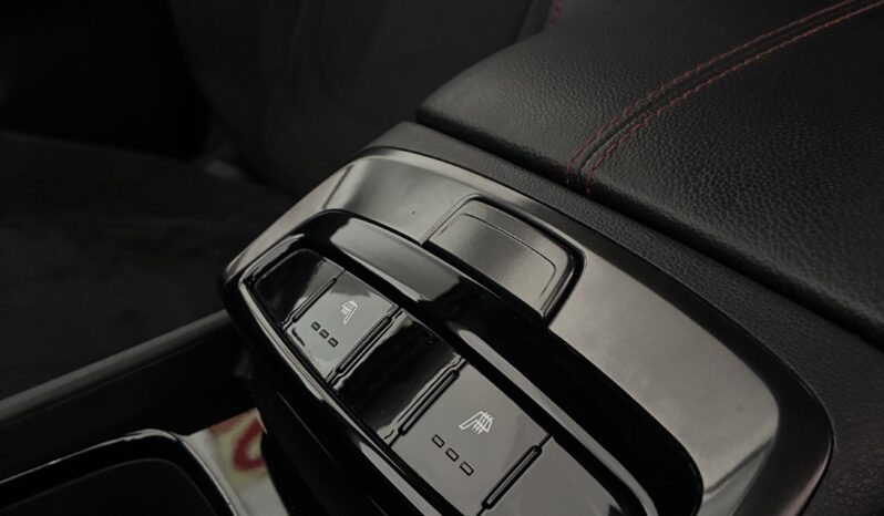 
								Volkswagen T-Roc 2.0TDI R-LINE 150CV DSG7 full									