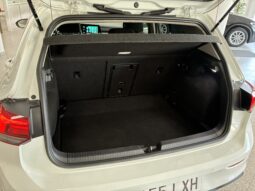 
										Volkswagen Golf 2.0TDI Life 115CV DSG7 full									