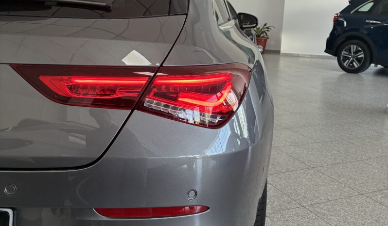 
								Mercedes CLA Shooting brake 200D DCT full									