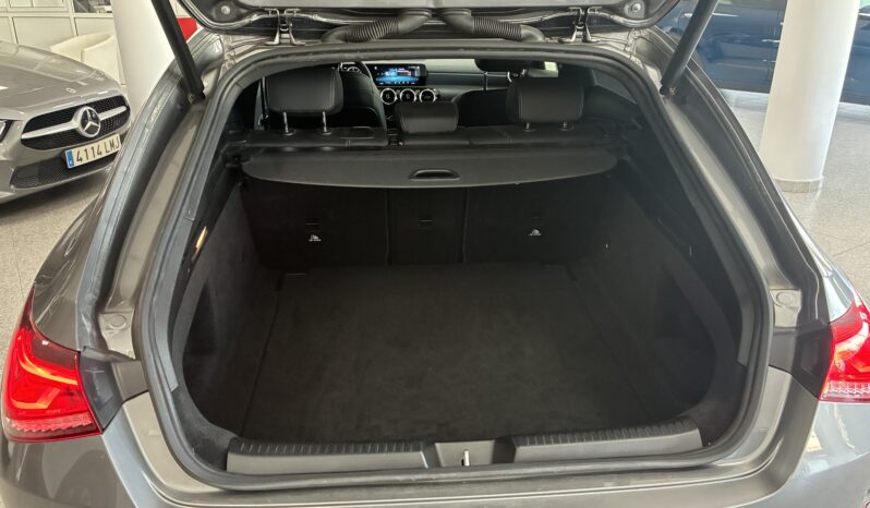 
								Mercedes CLA Shooting brake 200D DCT full									