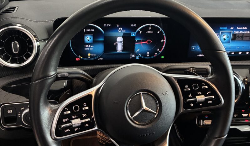 
								Mercedes CLA Shooting brake 200D DCT full									