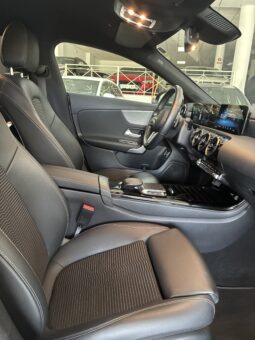 
										Mercedes CLA Shooting brake 200D DCT full									