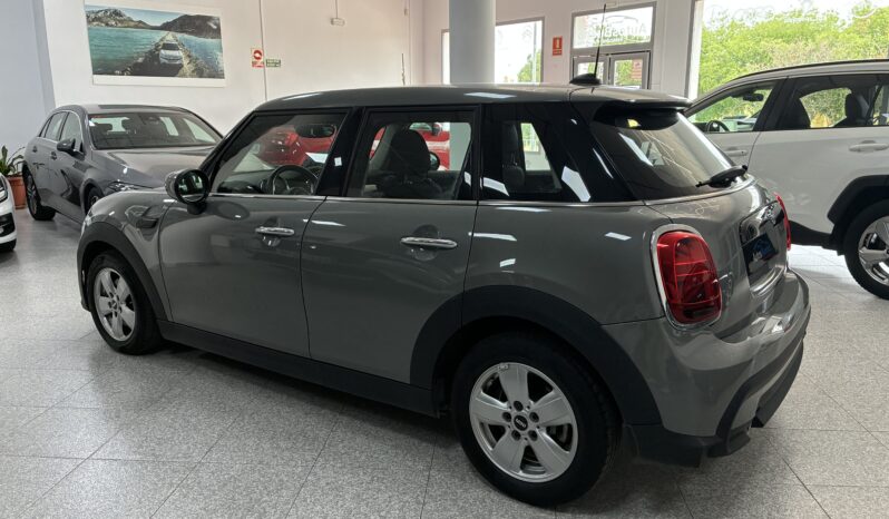 
								Volkswagen T-Roc 2.0TDI R-LINE 150CV DSG7 full									