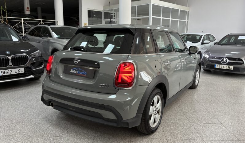 
								Volkswagen T-Roc 2.0TDI R-LINE 150CV DSG7 full									