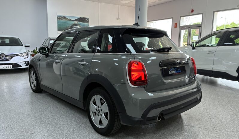 
								Volkswagen T-Roc 2.0TDI R-LINE 150CV DSG7 full									