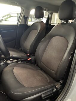 
										Volkswagen T-Roc 2.0TDI R-LINE 150CV DSG7 full									