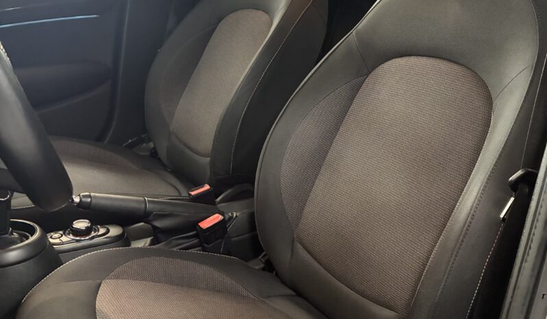 
								Volkswagen T-Roc 2.0TDI R-LINE 150CV DSG7 full									