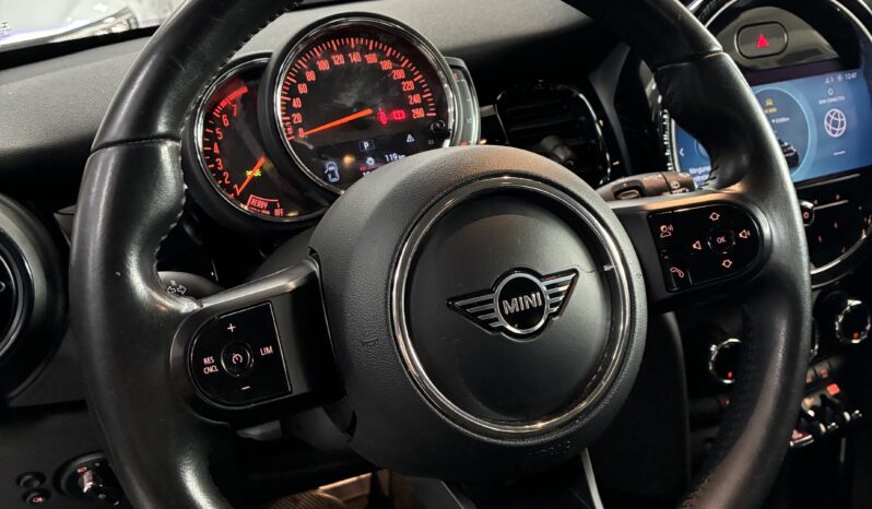 
								Volkswagen T-Roc 2.0TDI R-LINE 150CV DSG7 full									