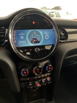 
										Volkswagen T-Roc 2.0TDI R-LINE 150CV DSG7 full									