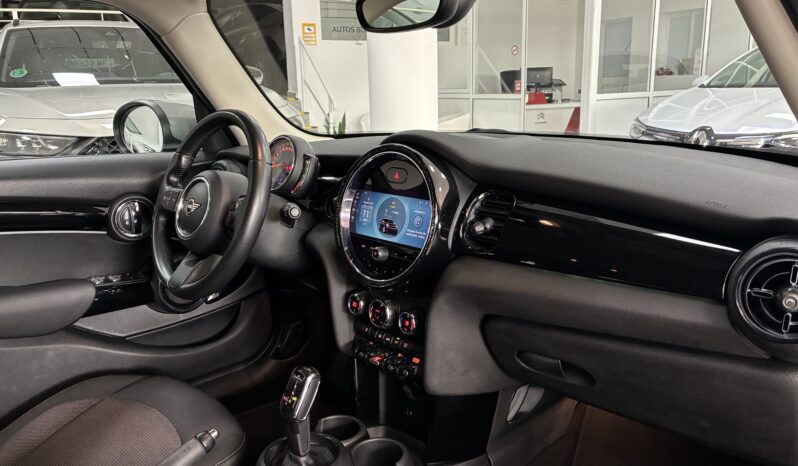 
								Volkswagen T-Roc 2.0TDI R-LINE 150CV DSG7 full									