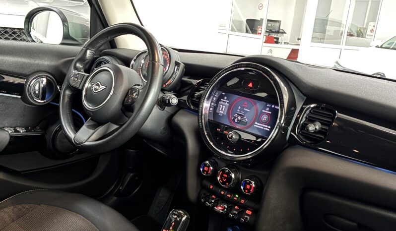 
								Volkswagen T-Roc 2.0TDI R-LINE 150CV DSG7 full									